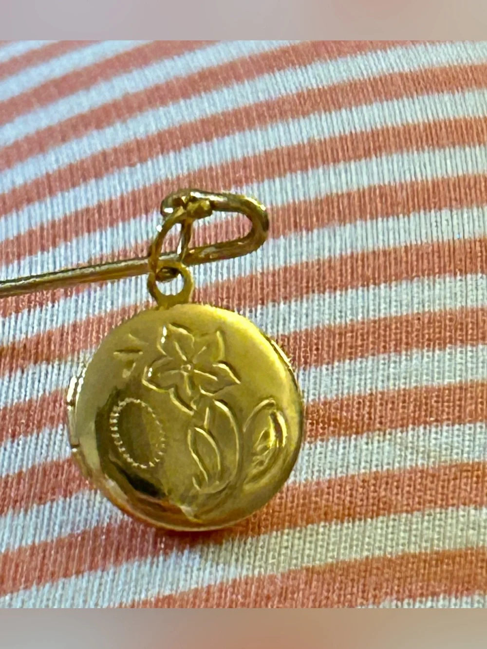 Gold-Tone Heart & Floral Locket Tie Stick Ladies Keepsake Pin Set of 2